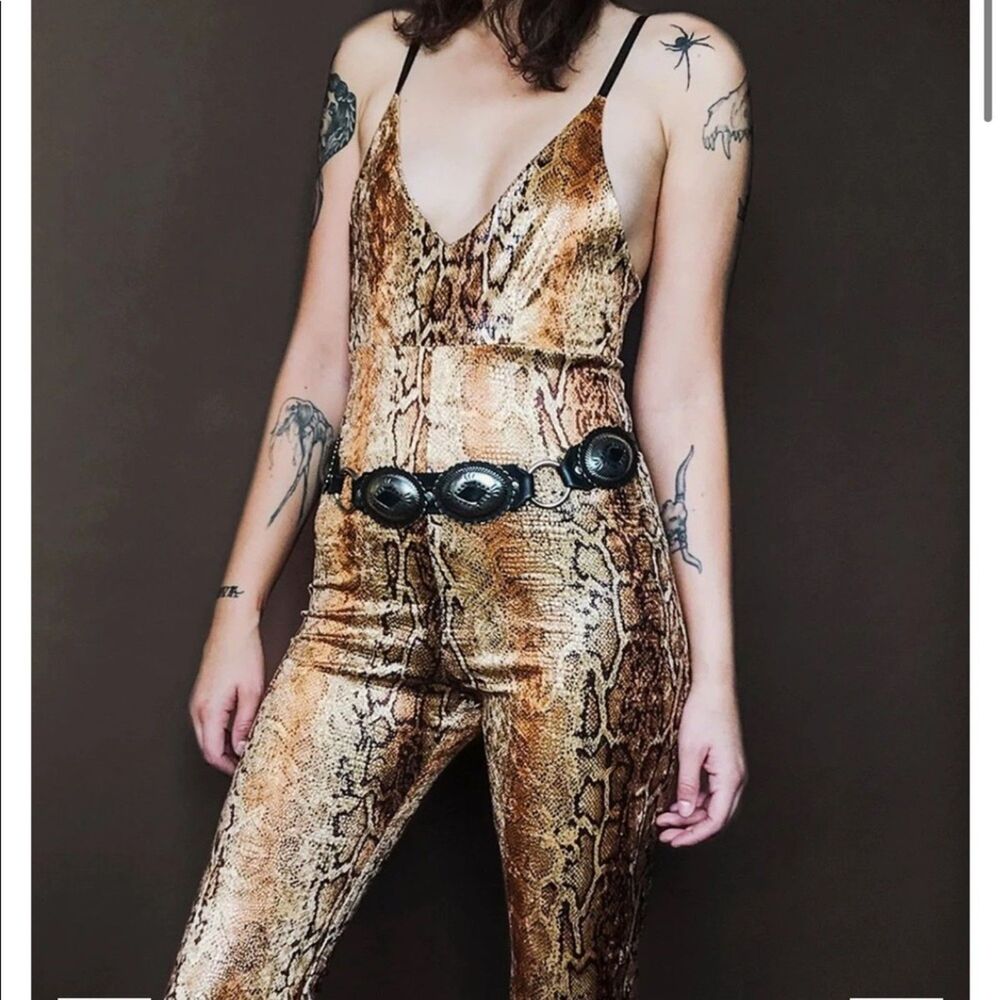 Backbite Leopard Cheetah Velvet Jumpsuit Size XS NWOT Rock Halloween One Piece - Picture 2 of 5
